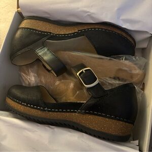 Dansko Mae Burnished Suede Black Mary Jane Size 36